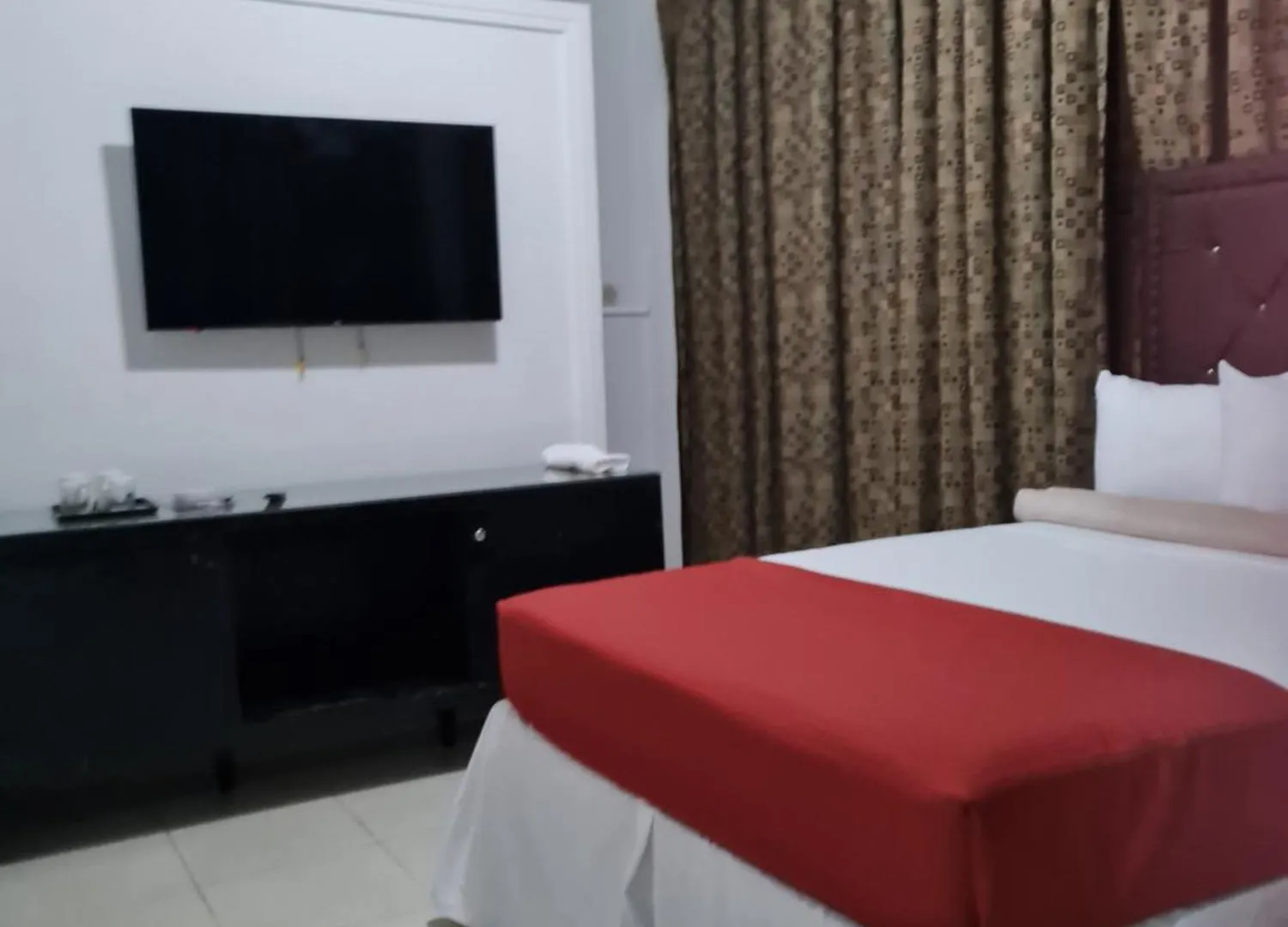 Sky Beach Hotel Hopewell