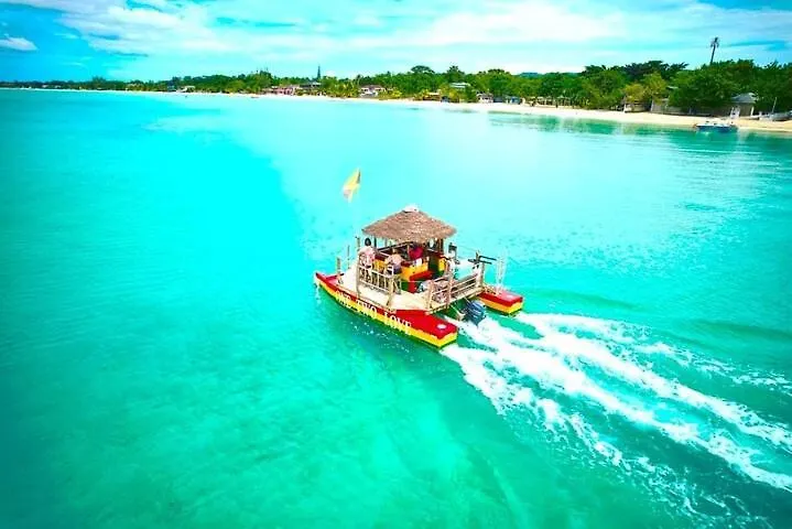 Sky Beach Hotel Hopewell